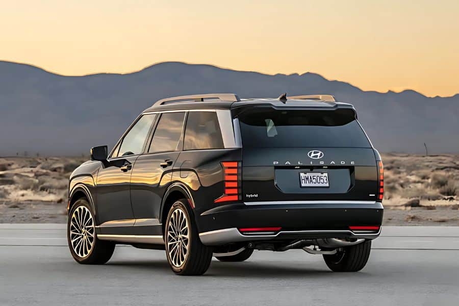 2026 Hyundai Palisade Hybrid Debuts With More Power And Better Efficiency