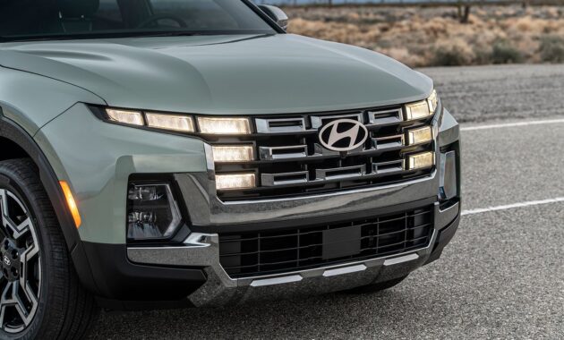 Enhanced Hyundai 2025 Santa Cruz Makes World Debut At The New York