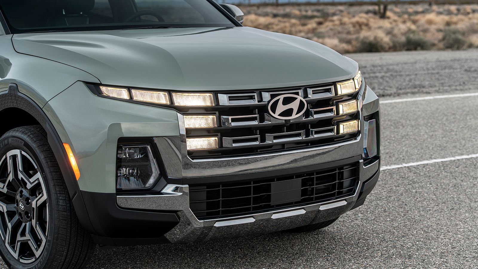 Enhanced Hyundai 2025 Santa Cruz Makes World Debut At The New York